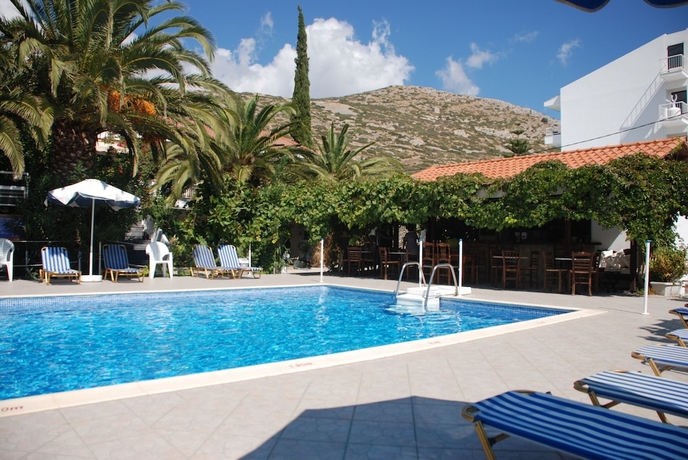 Imagen de la piscina del Hotel Anna Studios, Potokaki. Foto 18