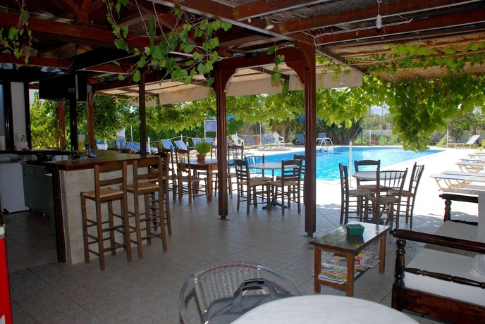 Imagen del bar/restaurante del Hotel Anna Studios, Potokaki. Foto 2