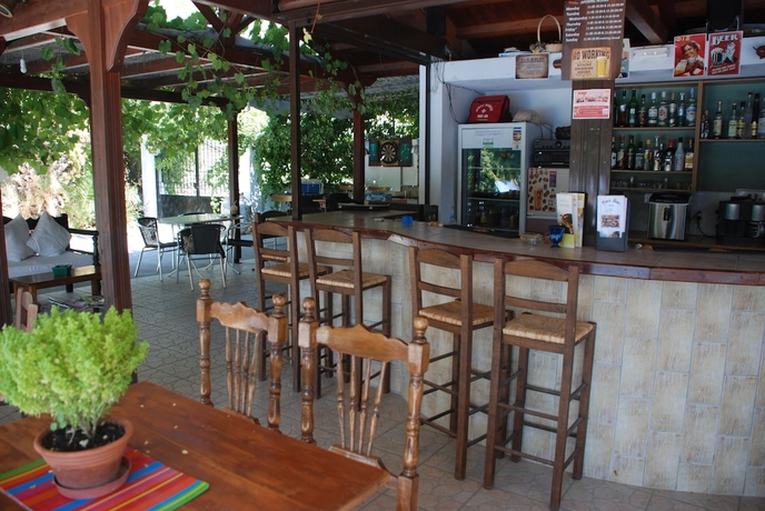 Imagen del bar/restaurante del Hotel Anna Studios, Potokaki. Foto 3