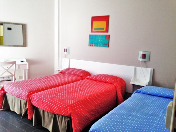 Imagen de la habitación del Hotel Anna, Terracina. Foto 5