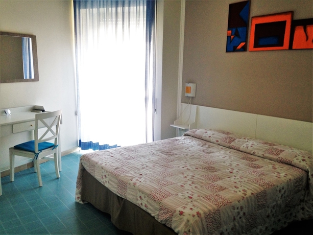 Imagen de la habitación del Hotel Anna, Terracina. Foto 7