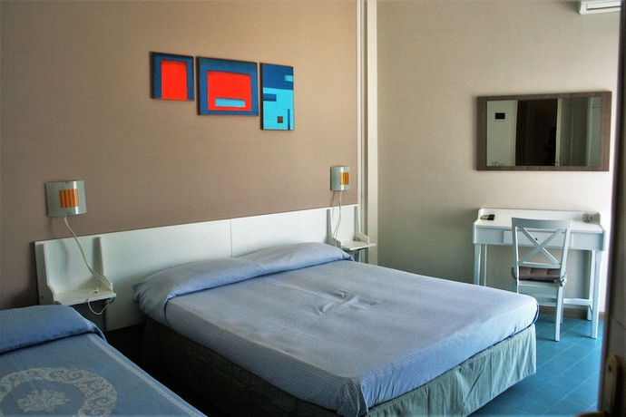 Imagen de la habitación del Hotel Anna, Terracina. Foto 14