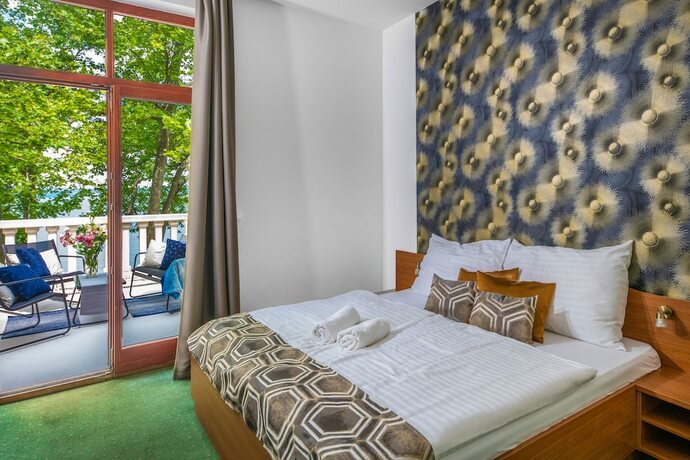 Imagen de la habitación del Hotel Anna Villa. Foto 16