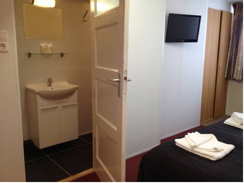 Imagen de la habitación del Hotel Anna, Zandvoort. Foto 5