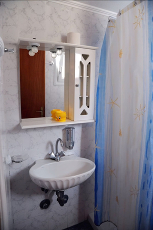 Imagen de la habitación del Hotel Anna Zisimos Rooms. Foto 17