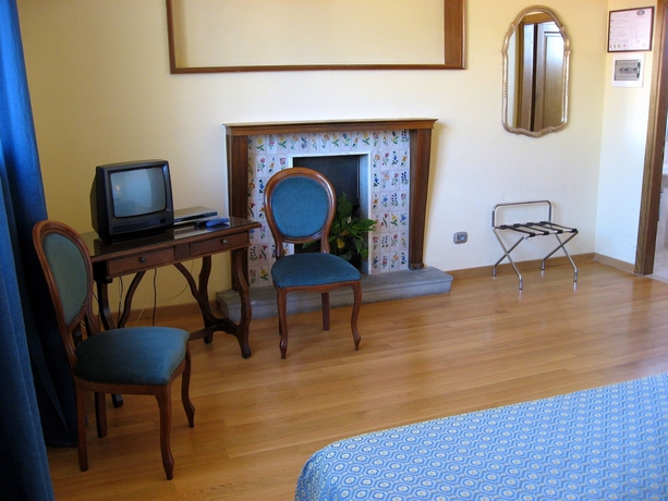 Imagen de los interiores del Hotel Annabella Hotel. Foto 15