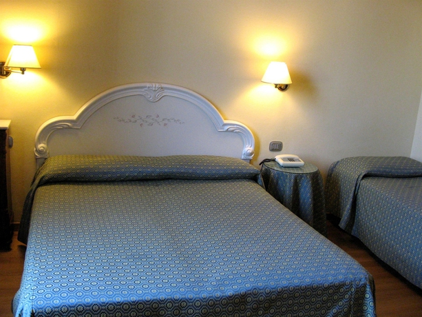 Imagen de la habitación del Hotel Annabella Hotel. Foto 3