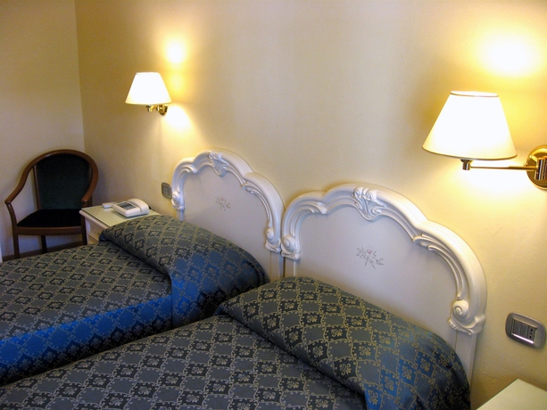 Imagen de la habitación del Hotel Annabella Hotel. Foto 10