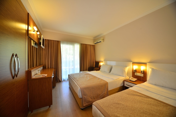 Imagen de la habitación del Hotel Annabella Park. Foto 14