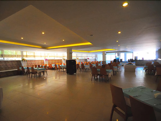 Imagen del bar/restaurante del Hotel Annabella Park. Foto 4