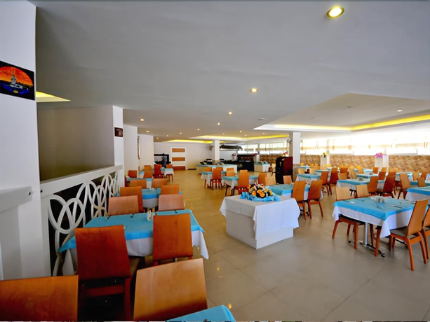 Imagen del bar/restaurante del Hotel Annabella Park. Foto 6