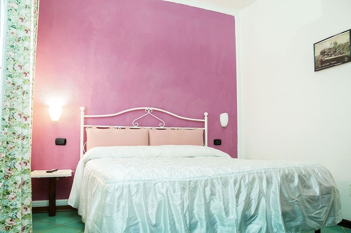 Imagen de la habitación del Hotel Annabelle, Ischia. Foto 18
