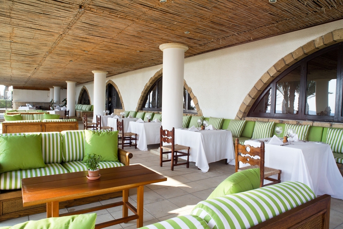 Imagen del bar/restaurante del Hotel Annabelle, Paphos. Foto 8