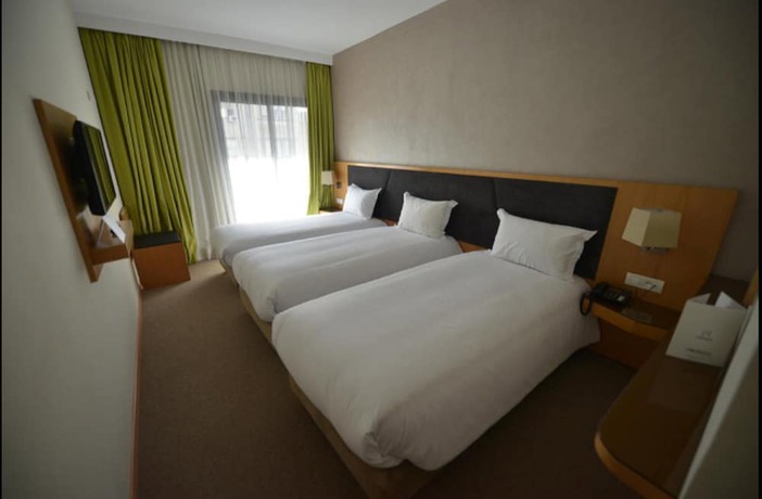 Imagen de la habitación del Hotel Annakhil. Foto 6