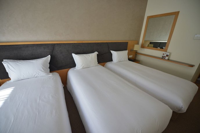 Imagen de la habitación del Hotel Annakhil. Foto 12