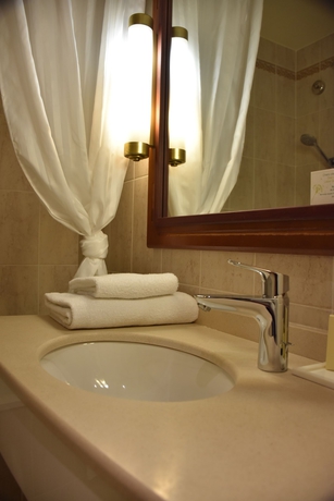 Imagen de la habitación del Hotel Anne D'anjou,the Originals Collection. Foto 9