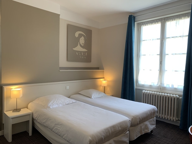 Imagen de la habitación del Hotel Anne De Bretagne Blois. Foto 7