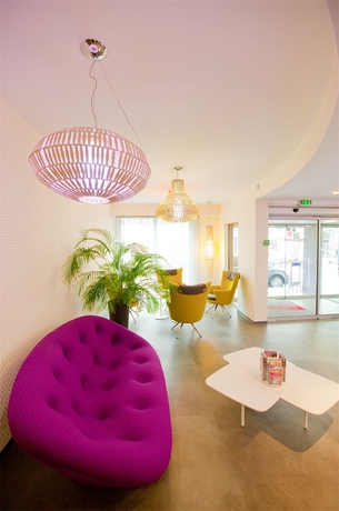 Imagen de los interiores del Hotel Anne De Bretagne, Rennes. Foto 12