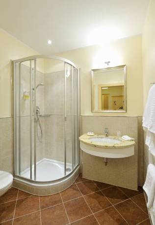 Imagen de la habitación del Hotel Annelies. Foto 15