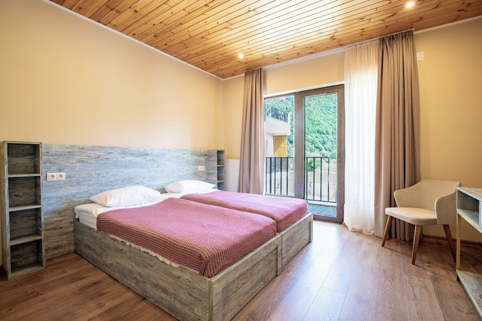 Imagen de la habitación del Hotel Annes. Foto 5