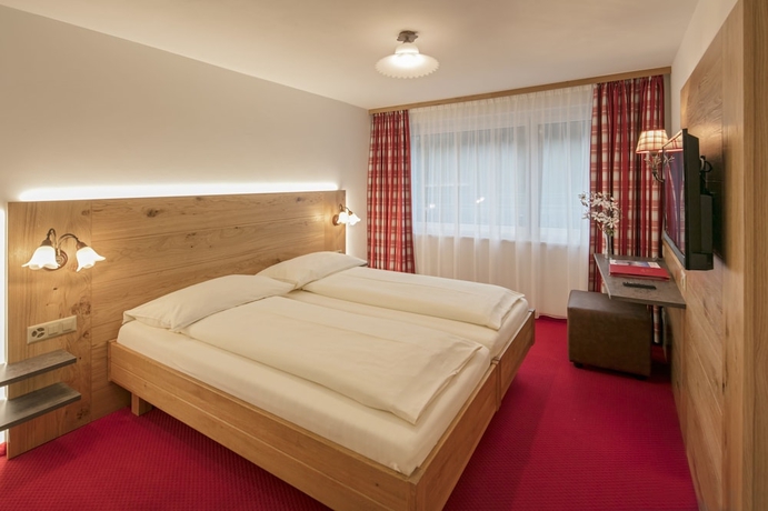 Imagen de la habitación del Hotel Annex Antika. Foto 5