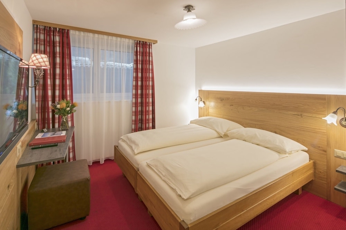 Imagen de la habitación del Hotel Annex Antika. Foto 10