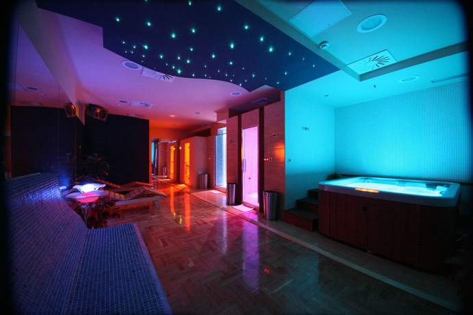 Imagen de la piscina del Hotel Annex Building Art. Foto 7