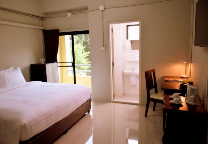Imagen de la habitación del Hotel Annex Lumpini Bangkok. Foto 5
