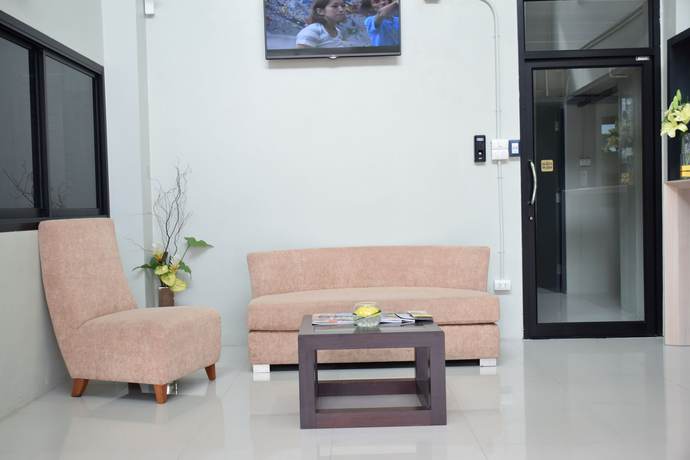 Imagen de los interiores del Hotel Annex Lumpini Bangkok. Foto 12