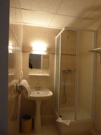 Imagen de la habitación del Hotel Annexe Nice. Foto 6