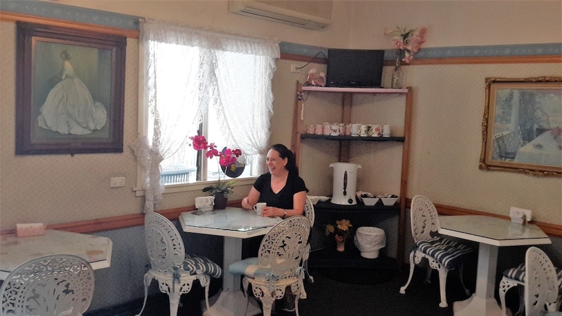 Imagen del bar/restaurante del Hotel Annies Shandon Inn. Foto 6