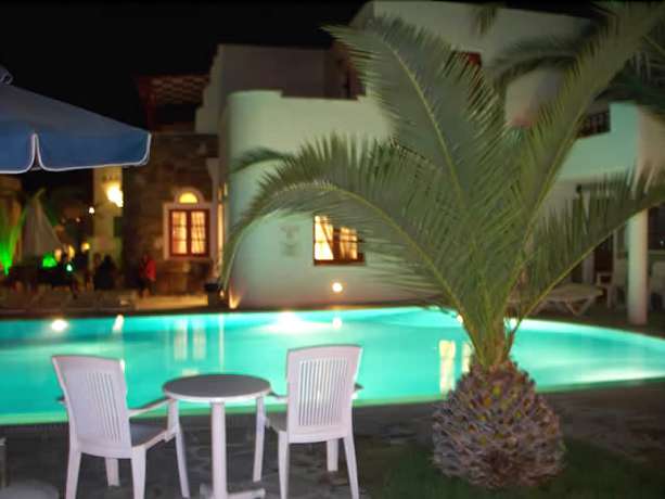 Imagen de la piscina del Hotel Annita\'s Village. Foto 20