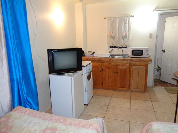 Imagen de la habitación del Hotel Ann's Villa. Foto 5