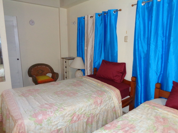 Imagen de la habitación del Hotel Ann's Villa. Foto 6