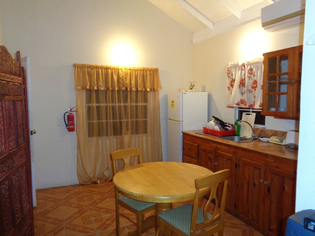 Imagen de la habitación del Hotel Ann's Villa. Foto 9