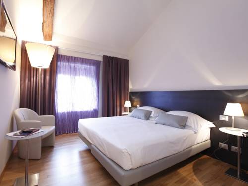 Imagen de la habitación del Hotel Annunziata, Ferrara. Foto 8