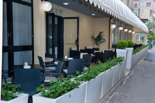 Imagen general del Hotel Anny. Foto 5