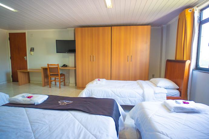 Imagen de la habitación del Hotel Ano Bom Palace. Foto 10