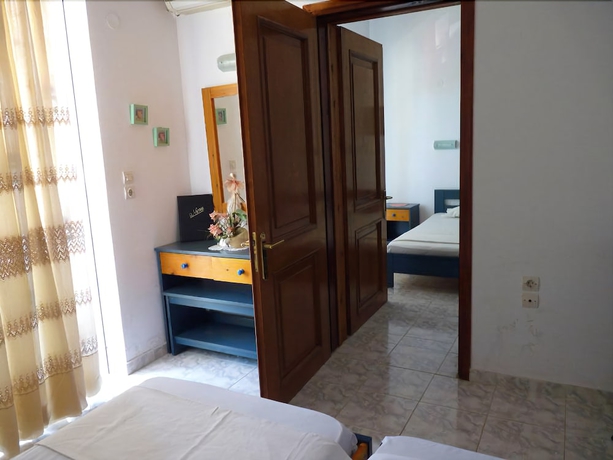 Imagen de la habitación del Hotel Ano Kampos and Studios. Foto 8