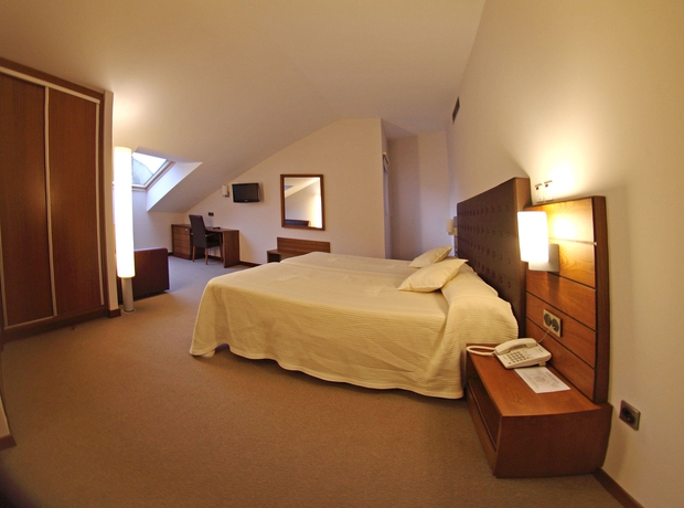 Imagen de la habitación del Hotel Anoeta. Foto 10