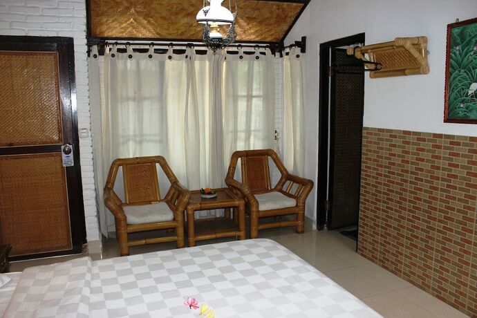 Imagen de la habitación del Hotel Anom Beach. Foto 7