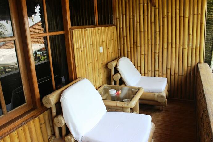Imagen de la habitación del Hotel Anom Beach. Foto 12