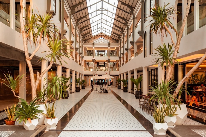 Imagen de los interiores del Hotel Anona Beachfront Phuket Resort. Foto 15