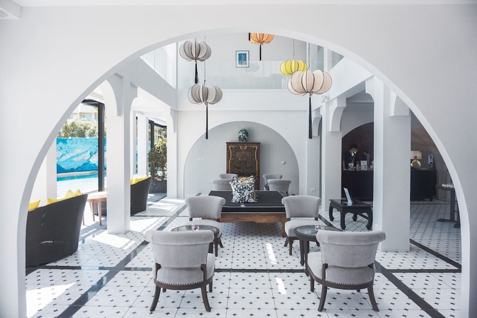 Imagen de los interiores del Hotel Anona Beachfront Phuket Resort. Foto 19