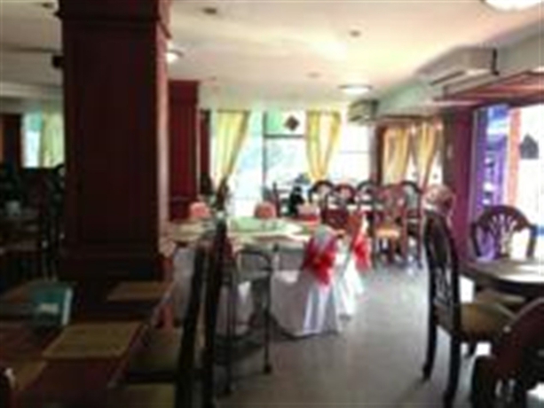 Imagen del bar/restaurante del Hotel Anou Paradise. Foto 1