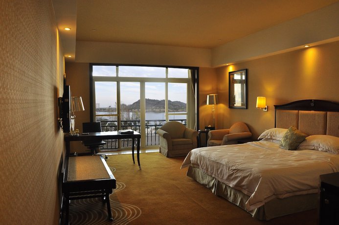 Imagen de los interiores del Hotel Anqing Country Garden Phoenix. Foto 20