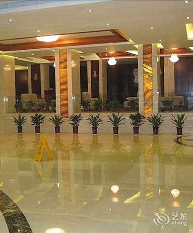 Imagen de los interiores del Hotel Anqing International. Foto 20