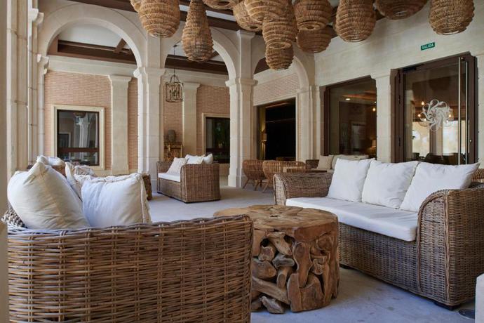 Imagen de los interiores del Hotel Ansares. Foto 17