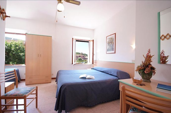 Imagen de la habitación del Hotel Anselmi. Foto 6