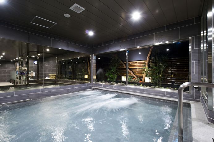 Imagen de la piscina del Hotel Anshin Oyado Shinjuku - Caters to Men. Foto 22